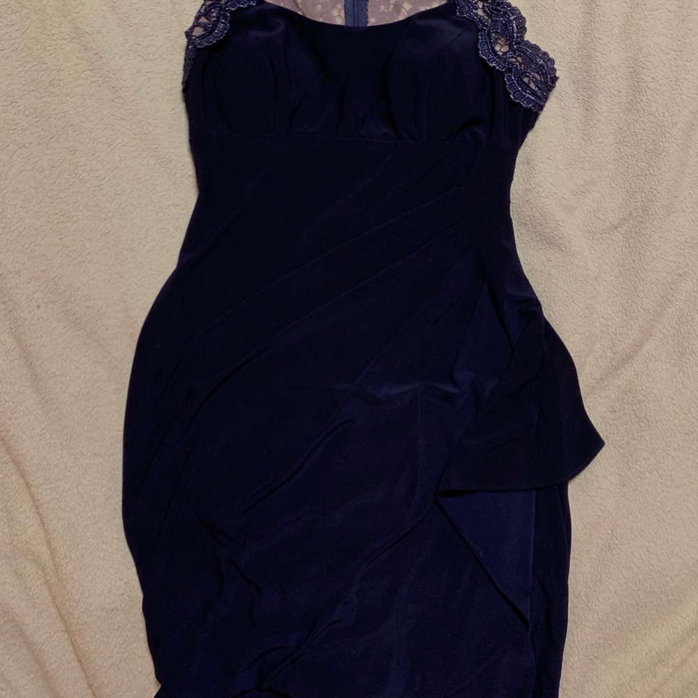 Formal Dress - Picture 9 of 11